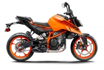 390 Duke Orange 2025